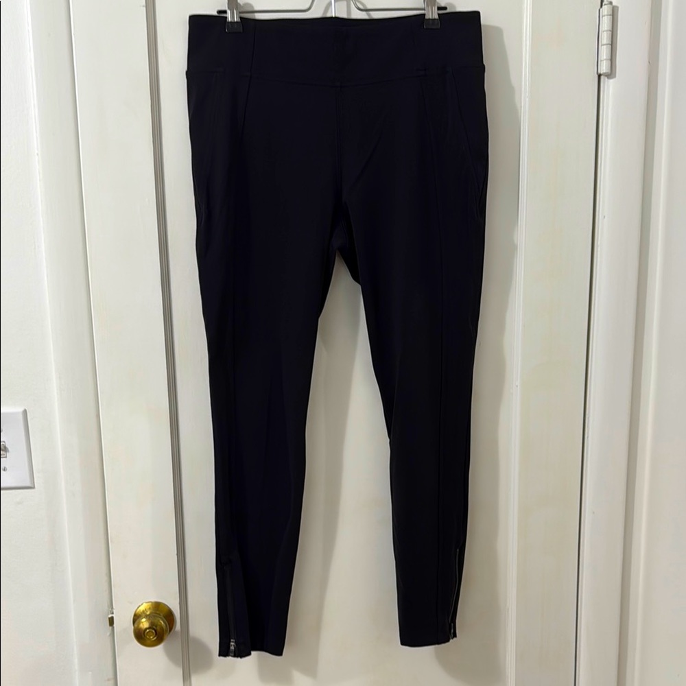 Athleta Black Leggings Slim Fit Stretch
